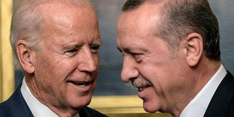 Estados Unidos ve con preocupación el anuncio de Erdogan de extender área militar de influencia en Siria