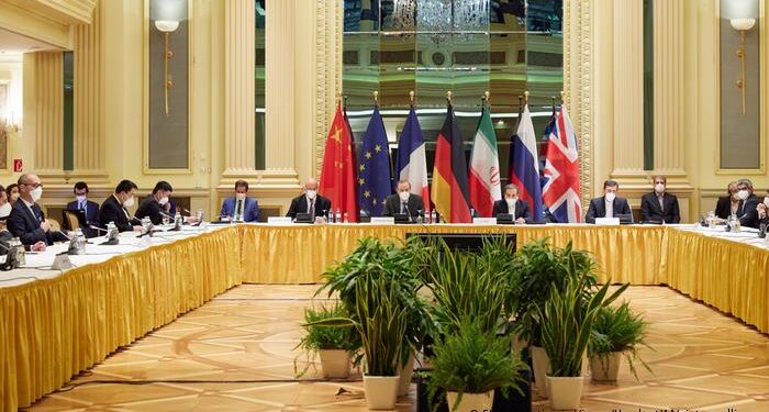 La Unión Europea busca retomar las conversaciones nucleares