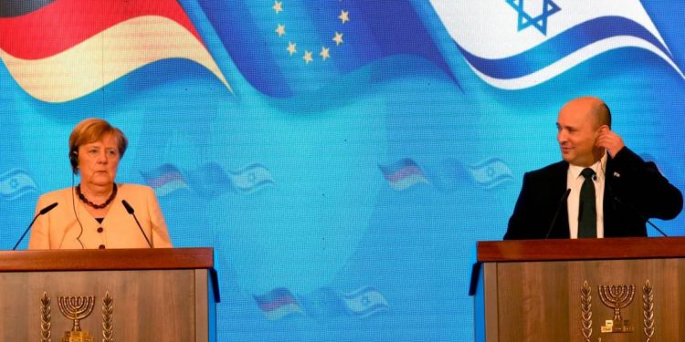 Merkel instó a Irán a volver a las conversaciones nucleares