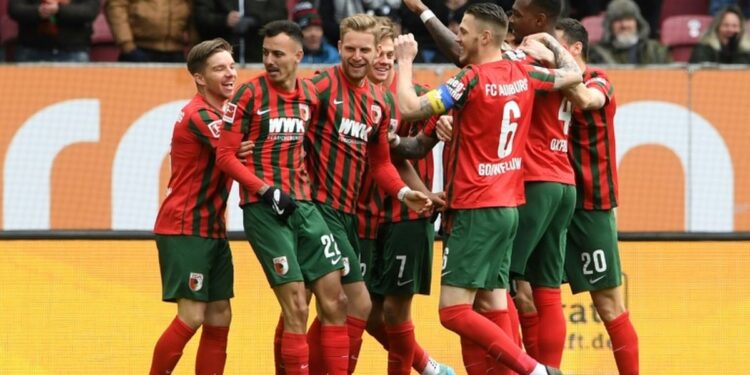 El Augsburgo cancela amistoso con equipo catarí por pedido de sus hinchas