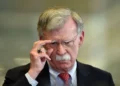 Un iraní es acusado de querer asesinar a John Bolton en EE.UU.