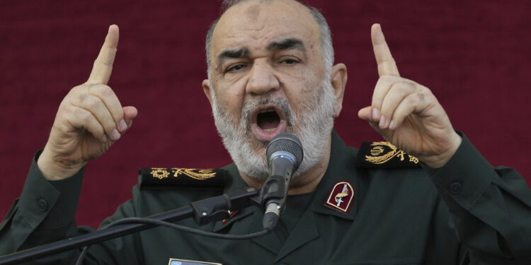 El comandante de la Guardia Revolucionaria, Hossein Salami