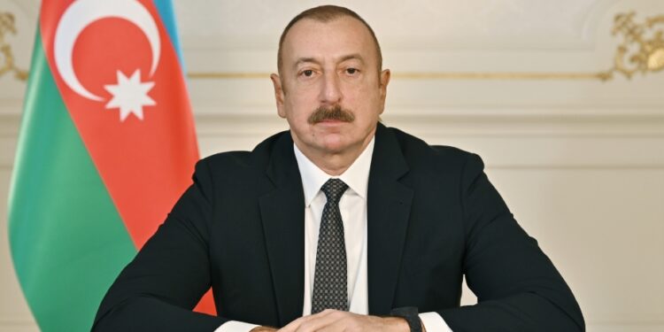 El presidente de Azerbaiyán, İlham Əliyev