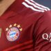 Camiseta de Bayern Múnich con logo de Qatar Airways
