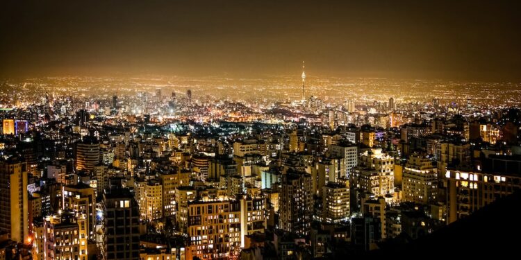 Irán por la noche