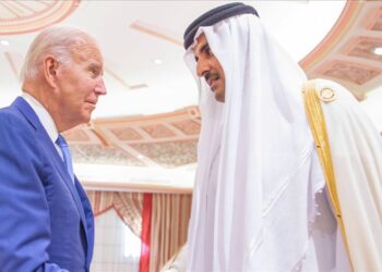 El presidente de EE.UU., Joe Biden, junto al emir de Catar, Tamir al-Thani