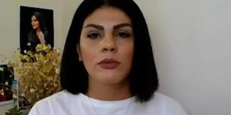 La activista de derechos humanos, Shilan Mirzaee