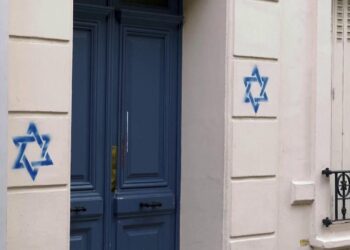 Francia: actos antisemitas se cuadriplicaron en 2023