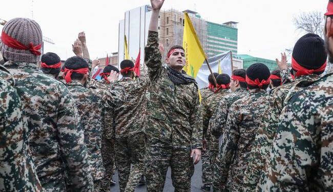 Miembros de milicia pro-Irán