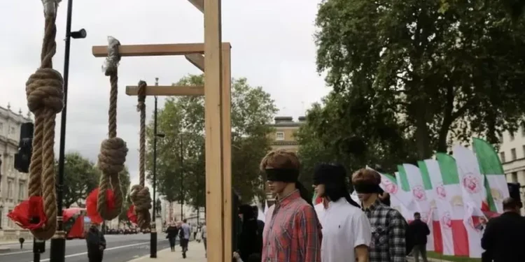 Iraníes condenados a muerte