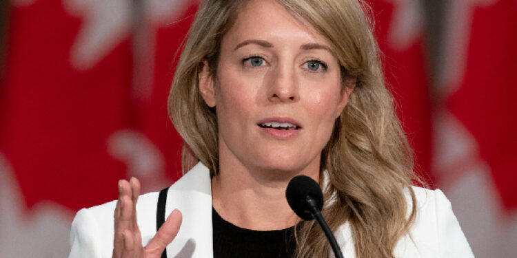 Melanie Joly