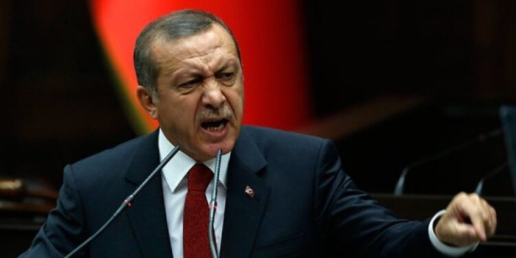 El presidente de Turquía, Recep Tayyip Erdogan, furioso califica de "psicópata" y "vampiro sediento de sangre" a Netanyahu