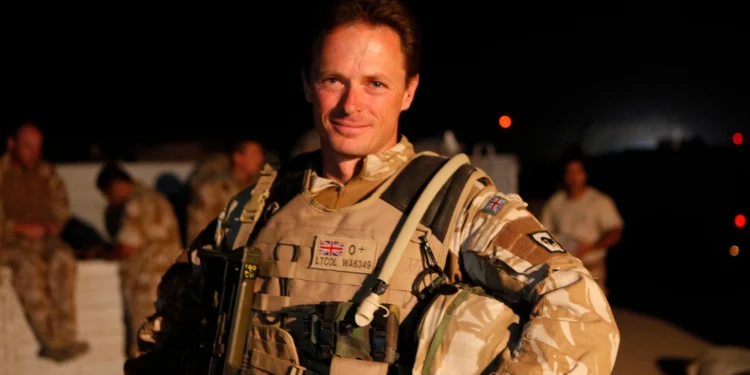 El general británico Roly Walker