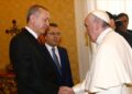 Erdoğan habló con el papa Francisco sobre el asesinato del líder de Hamás y de la polémica ceremonia inaugural en París 2024