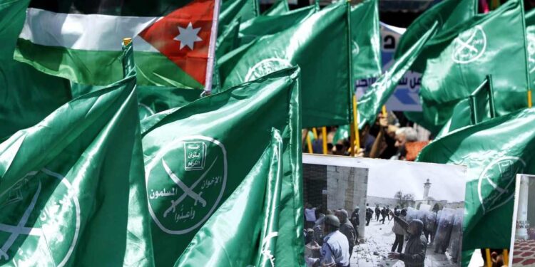 Banderas de Jordania y de los Hermanos Musulmanes