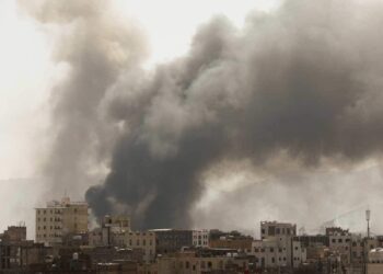 Yemen rebels strikes