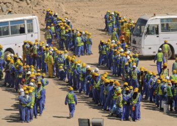 Qatar deports migrant workers