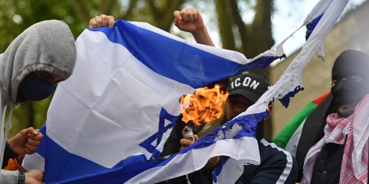 Warning from Iranian Foreign Minister: ‘Terrible’ Days Looming for Israel